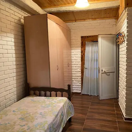Stelina's House 招待所 *